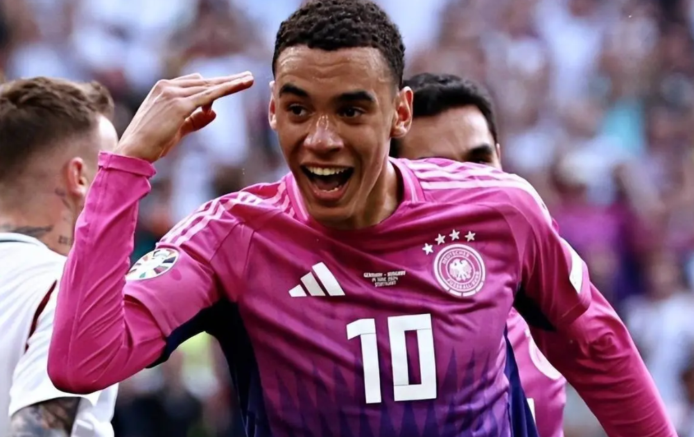 开云体育下载-包含欧洲青年队赛事纷纷开打，新星表现出色的词条