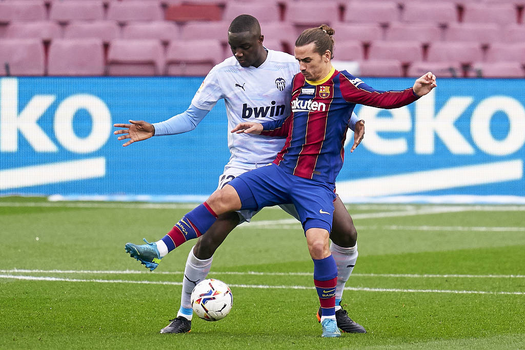 西班牙大将连失两球，负于捷克保级希望渺茫