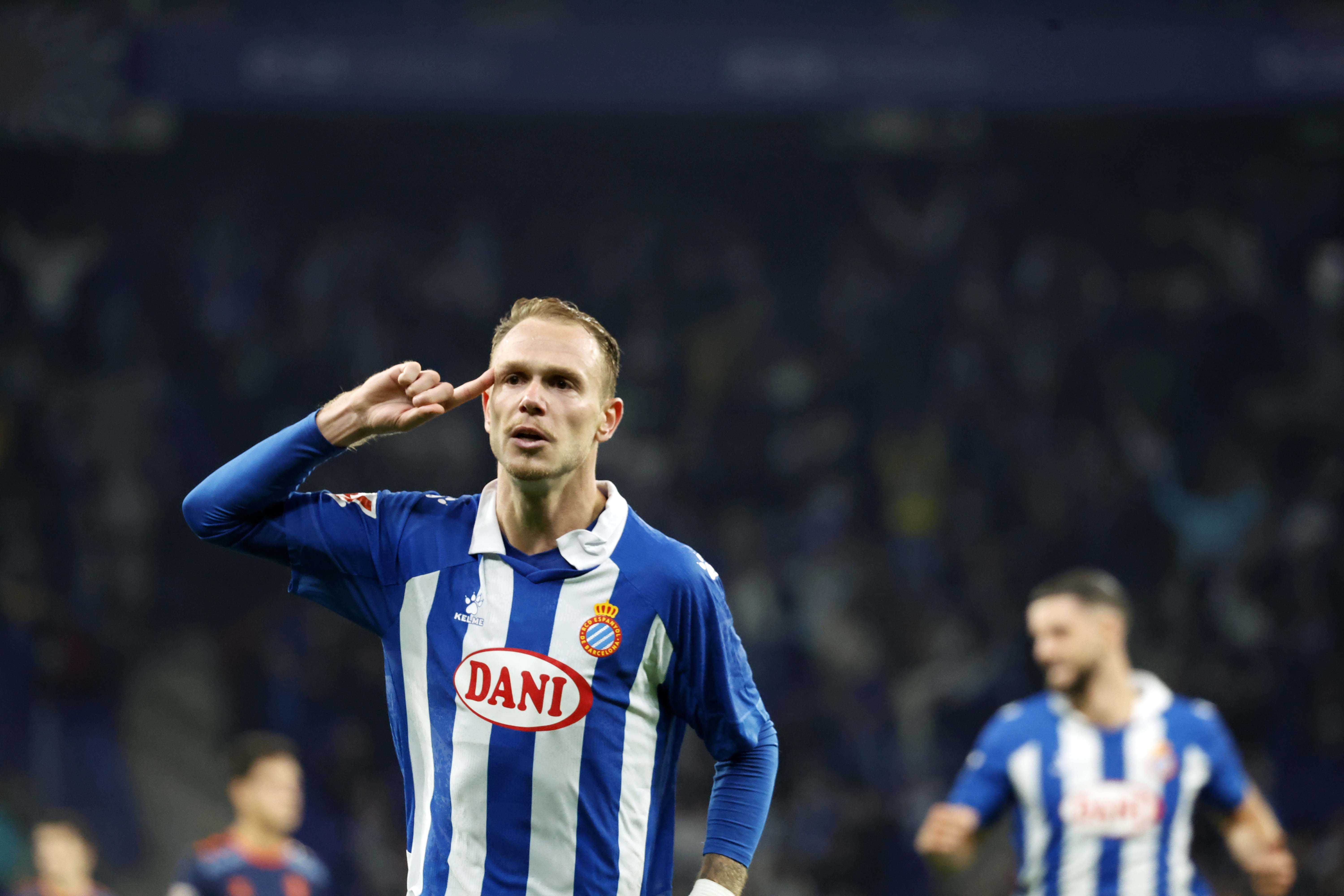 西班牙人主场小胜科尔多巴，勉强保级的简单介绍