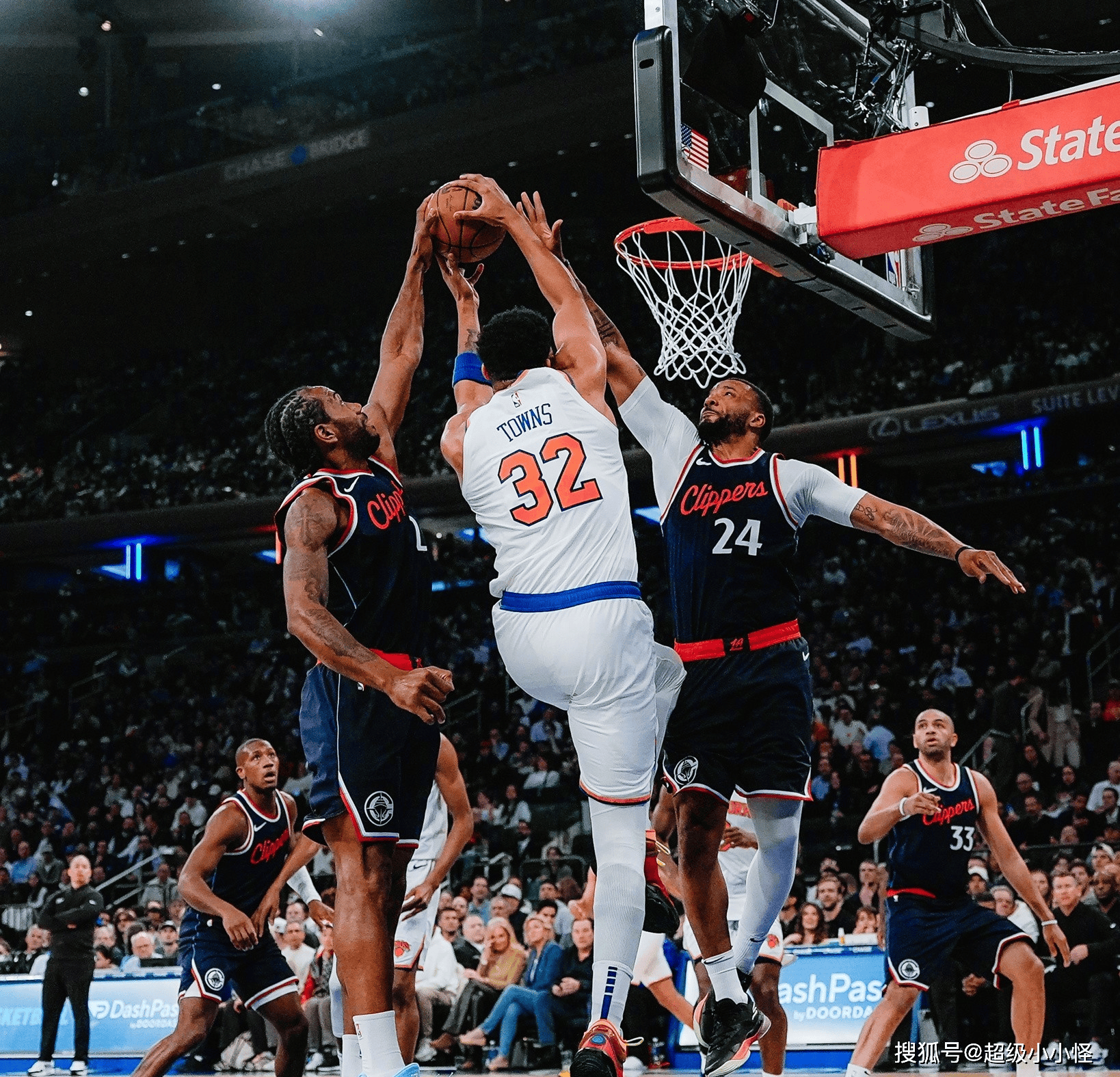 开云体育app-快船客场惨败猛龙，赢得重要一战