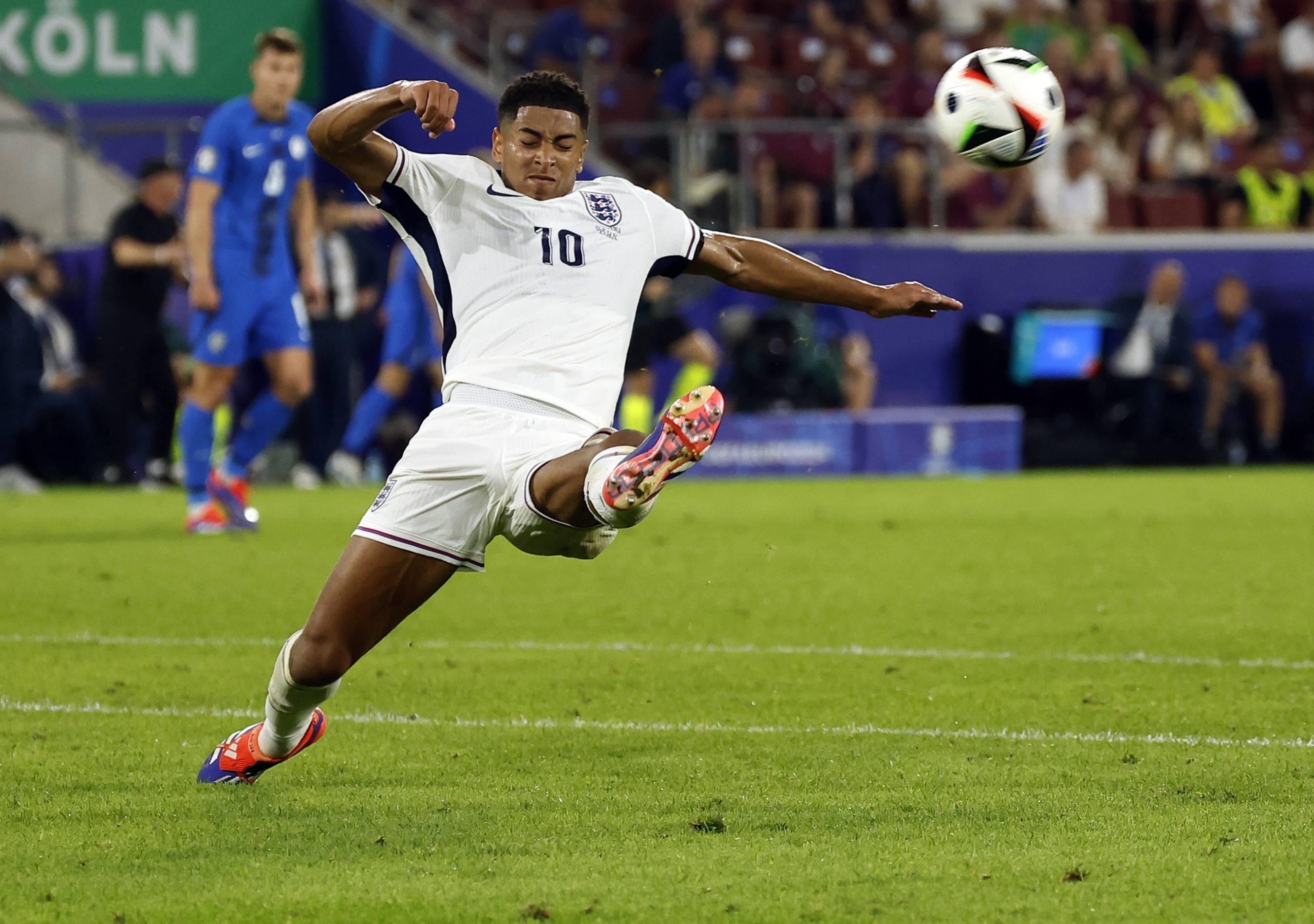 斯洛文尼亚取得宝贵胜利，小组晋级形势一片大好