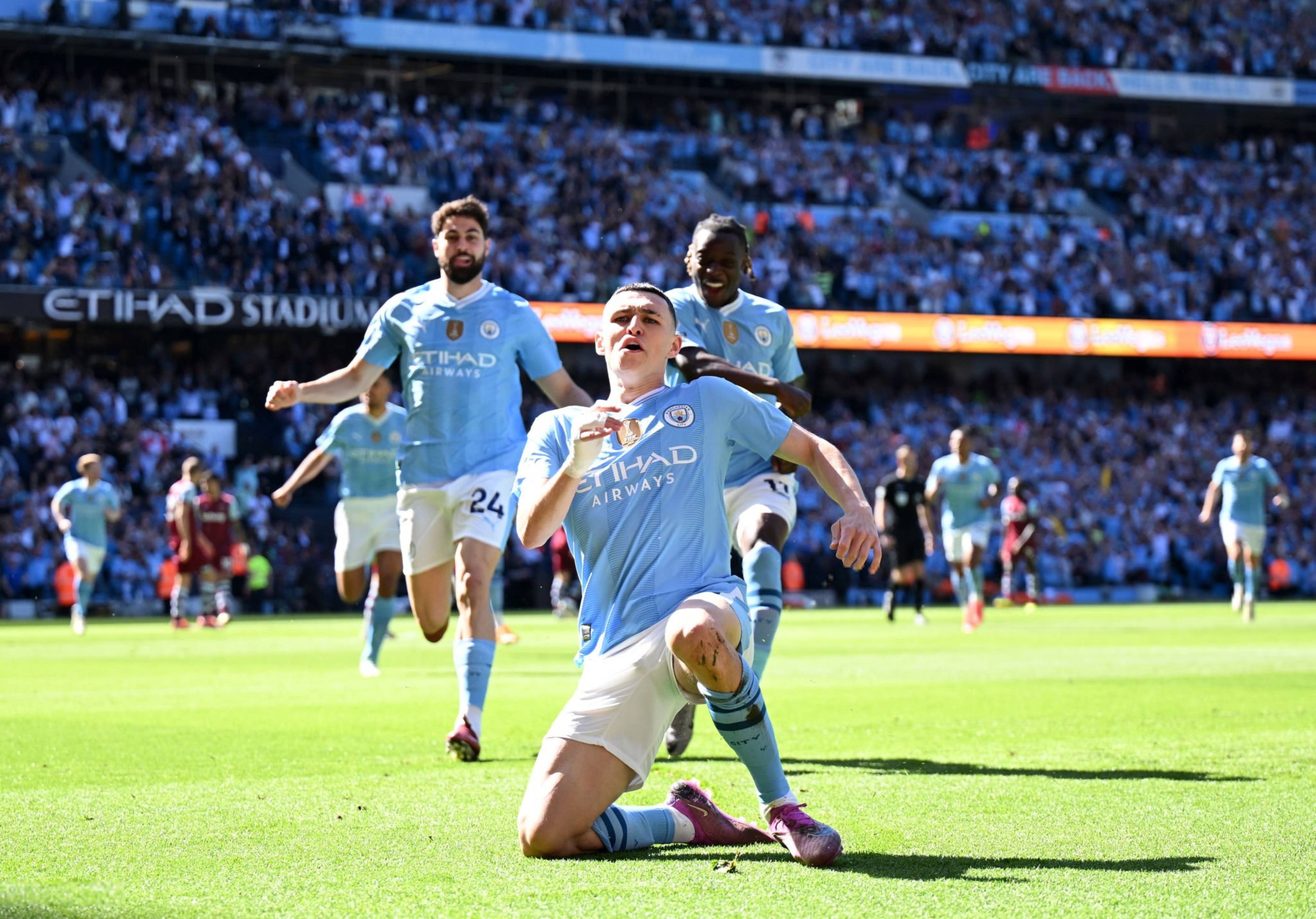 开云官网-曼城风光无限，淘汰对手晋级