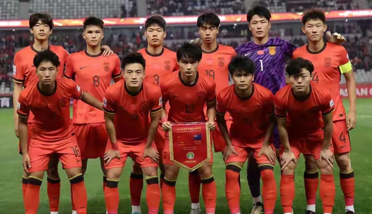 亚洲杯上的精彩对抗，比分激烈