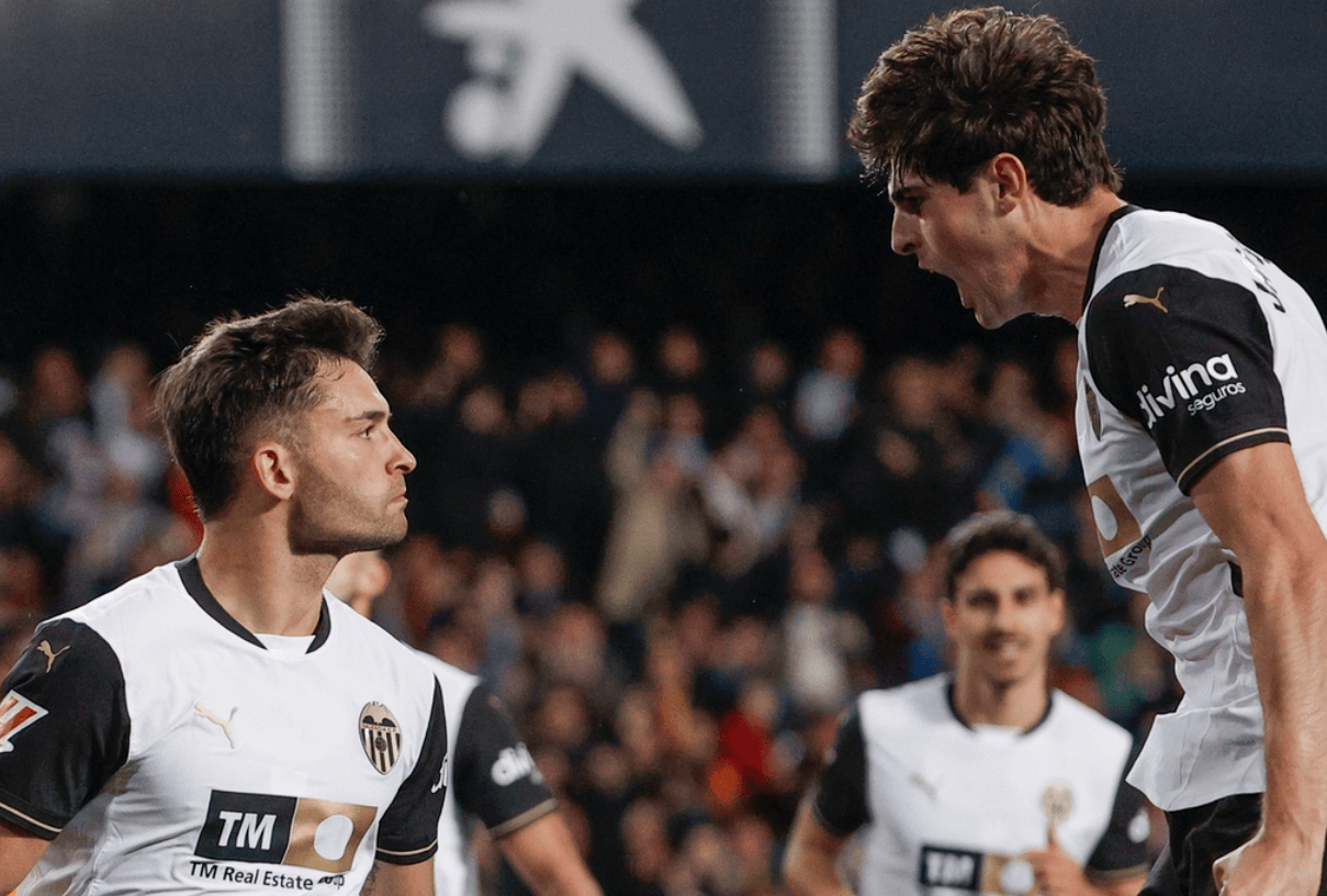 关于瓦伦西亚球员表现亮眼，胜出比赛的信息