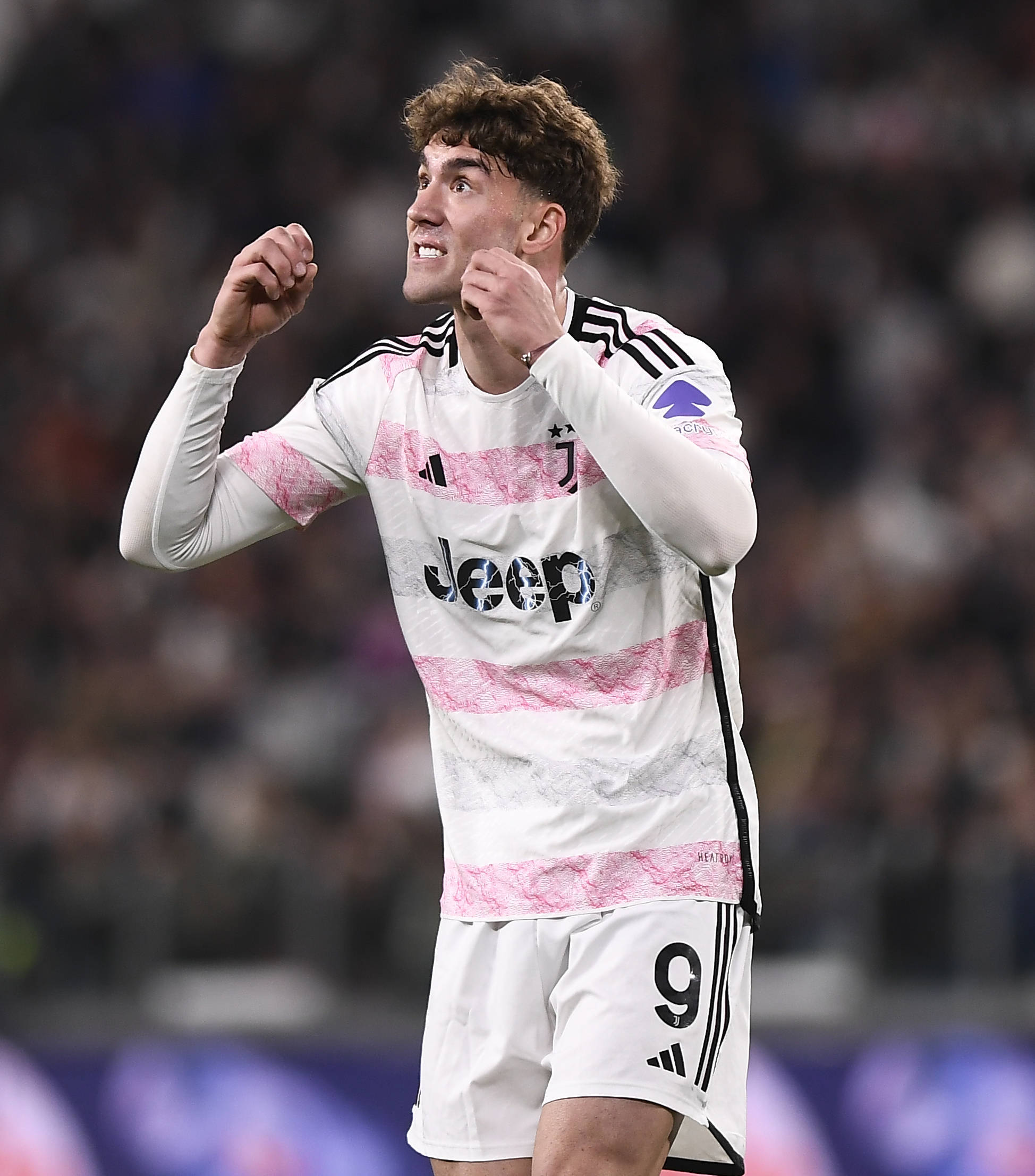 开云体育官网-包含尤文图斯实力碾压敌手，赢得口碑的词条