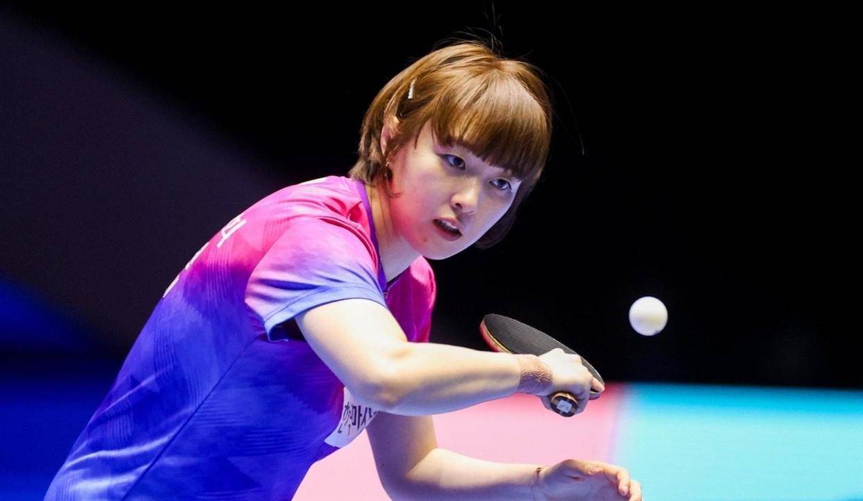 包含亚洲杯现场：女子足球精彩对决的词条