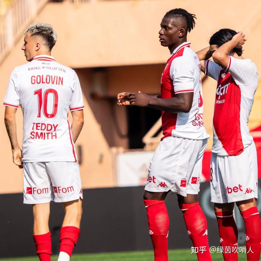 开云体育官网-包含摩纳哥队备战欧战，教练团队全力备战的词条