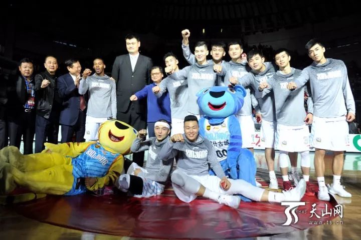 开云平台-河南男篮迎新机遇，势不可挡备战挑战的简单介绍