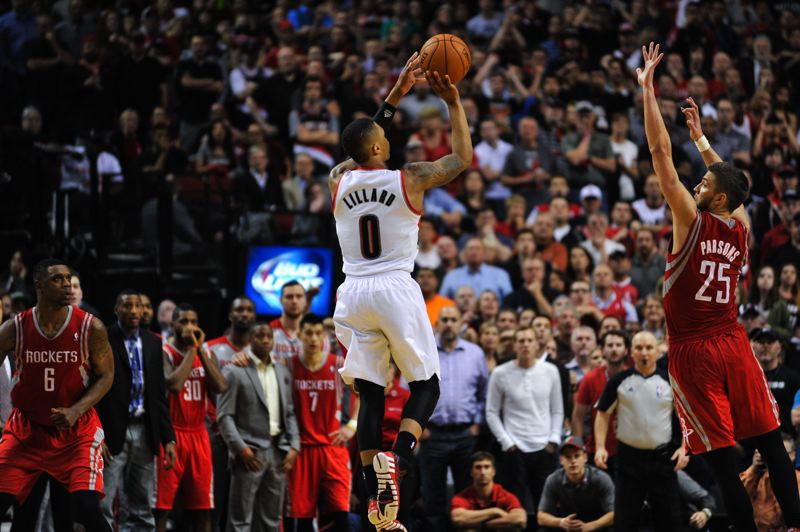 火箭球迷抗议！要求重新考虑裁员计划