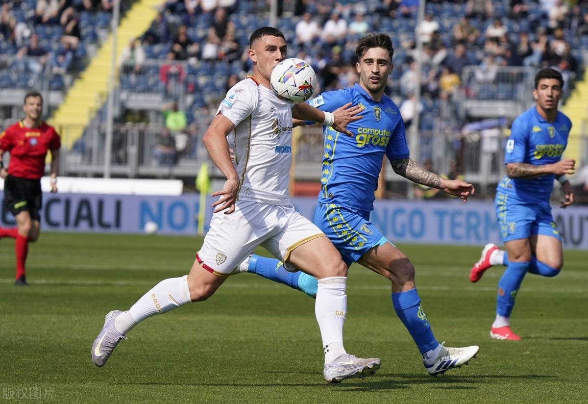 卡利亚里主场告捷，连续获胜