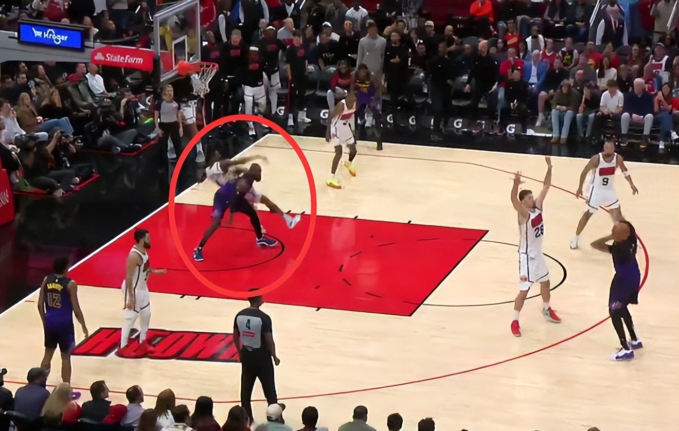 开云体育APP下载-火箭主场负于骑士，遭遇三连败