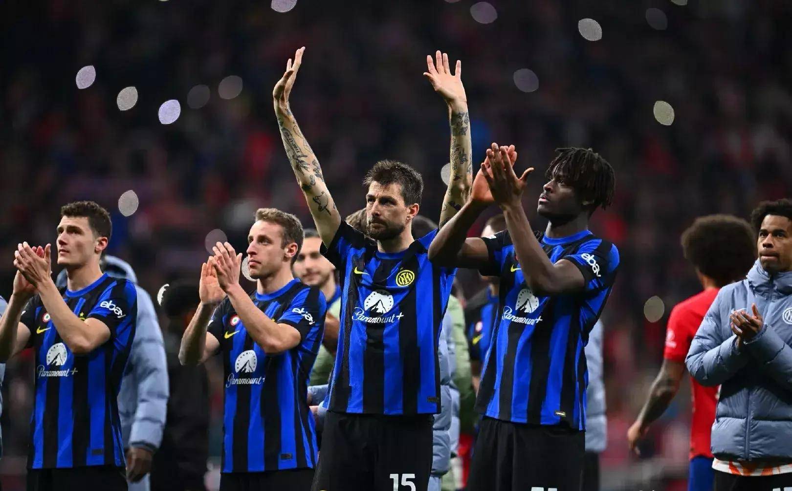 伯希伦斯的调整使得进攻更加多样化，球队在比赛中更加灵活的简单介绍