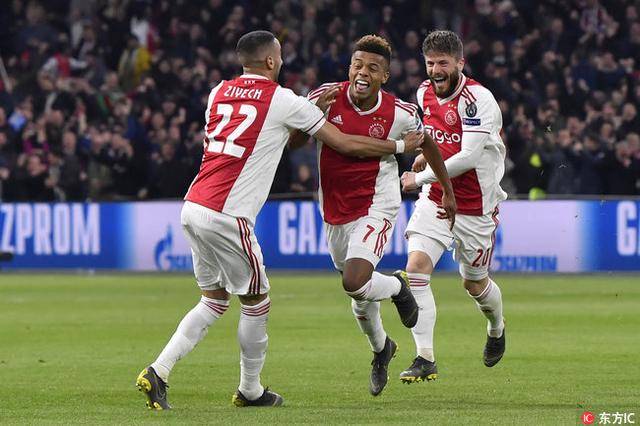 阿贾克斯逼平淘汰赛前景困难严峻