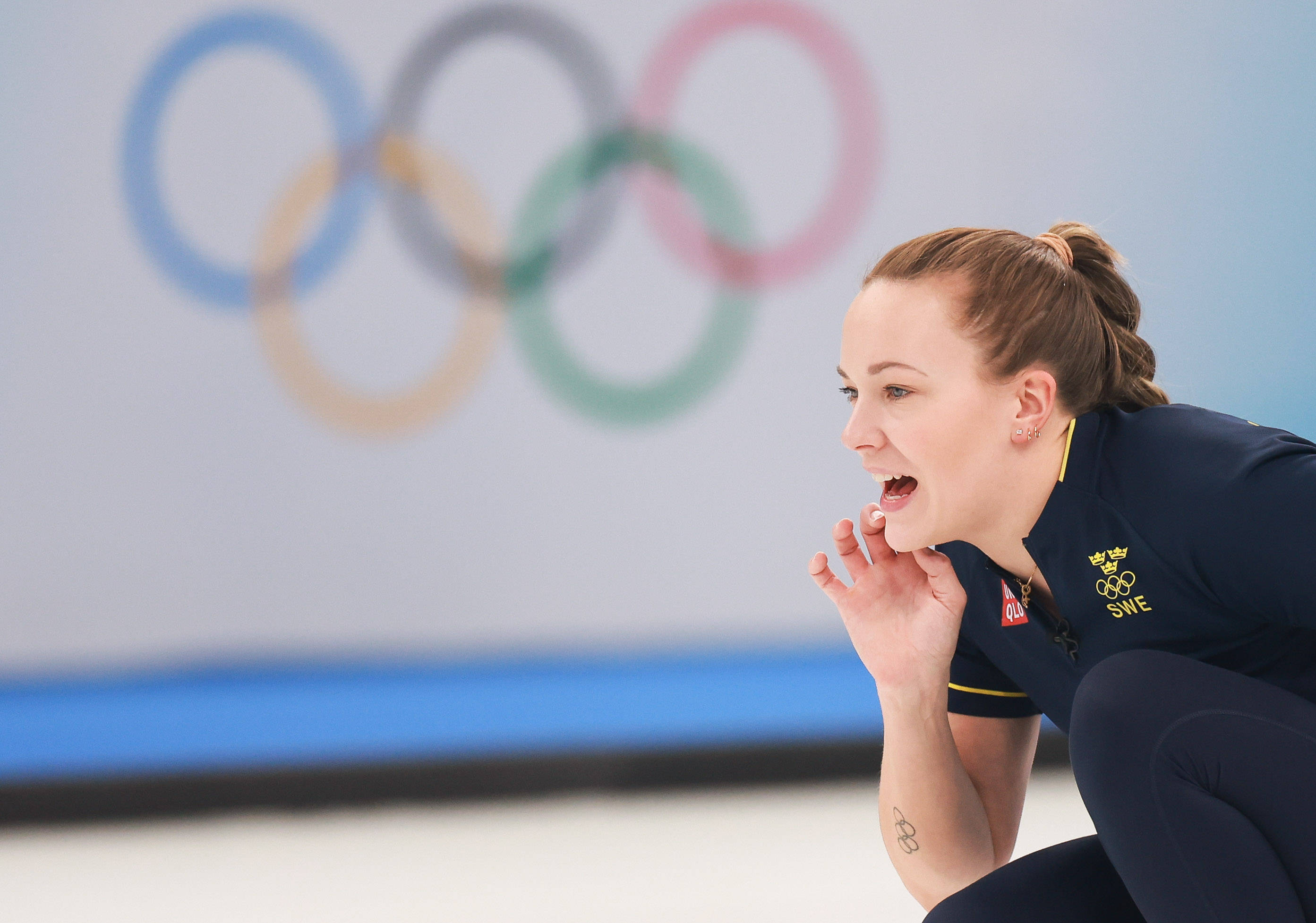 开云体育APP下载-瑞典队紧咬瑞士队，争夺晋级名额