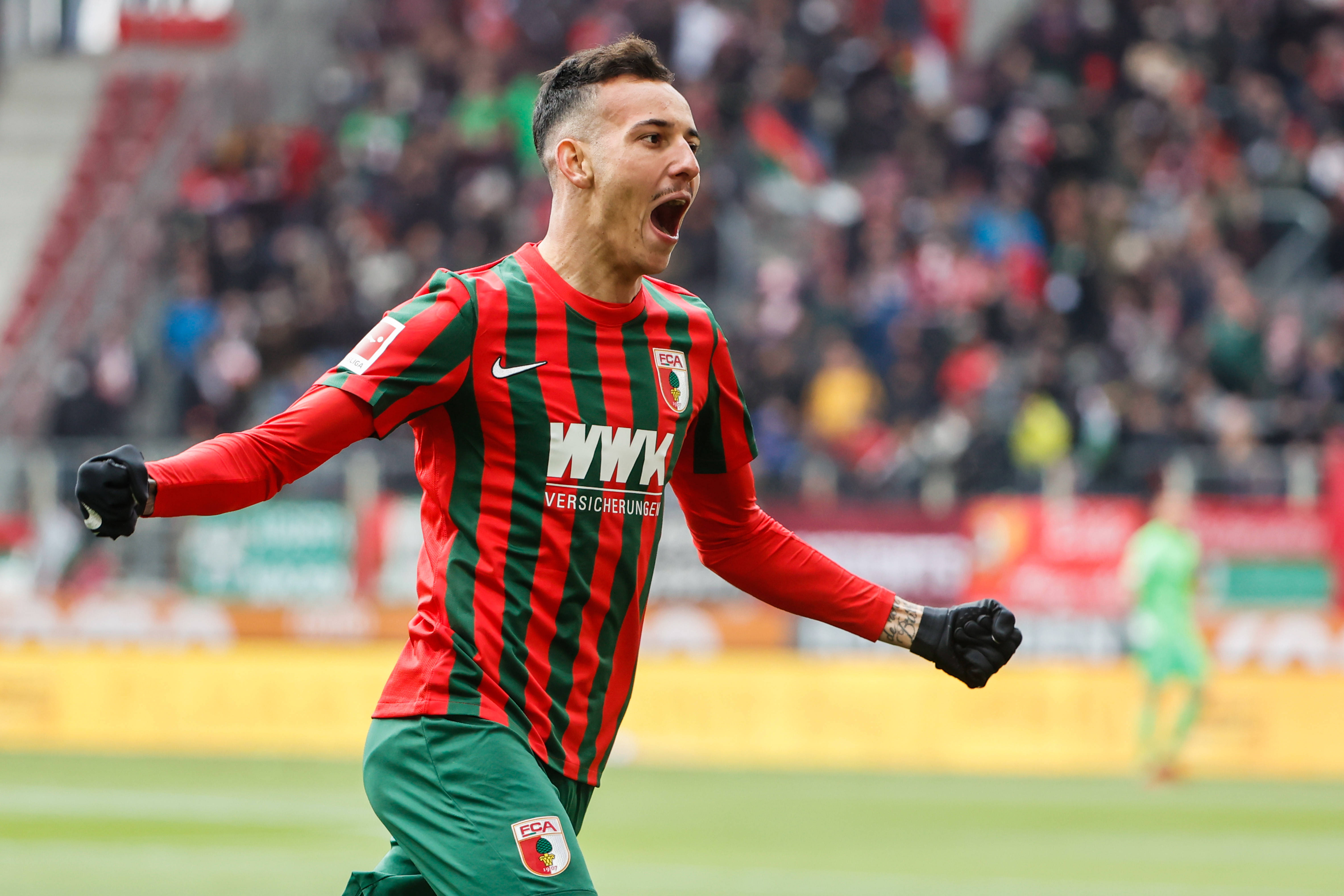 弗赖堡球员展现斗志，坚守主场取胜