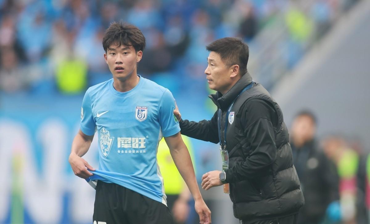 激战正酣，新晋球队血战到底，压下对手的简单介绍