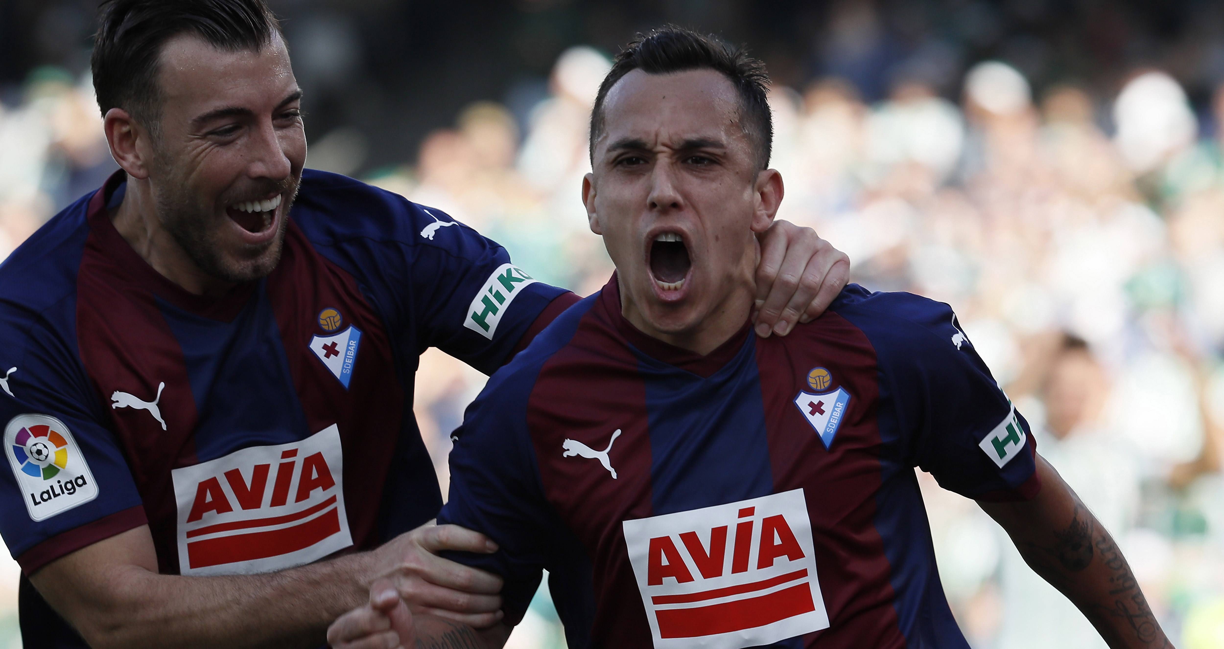 开云体育app-比利亚雷银主场大胜埃瓦尔，提升排名