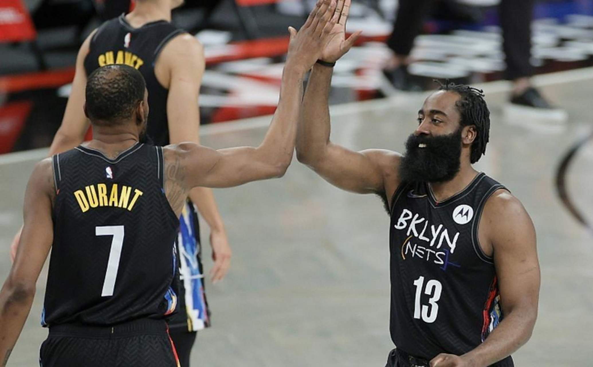 开云体育登录-公牛队全面发力，战胜篮网队晋级次轮