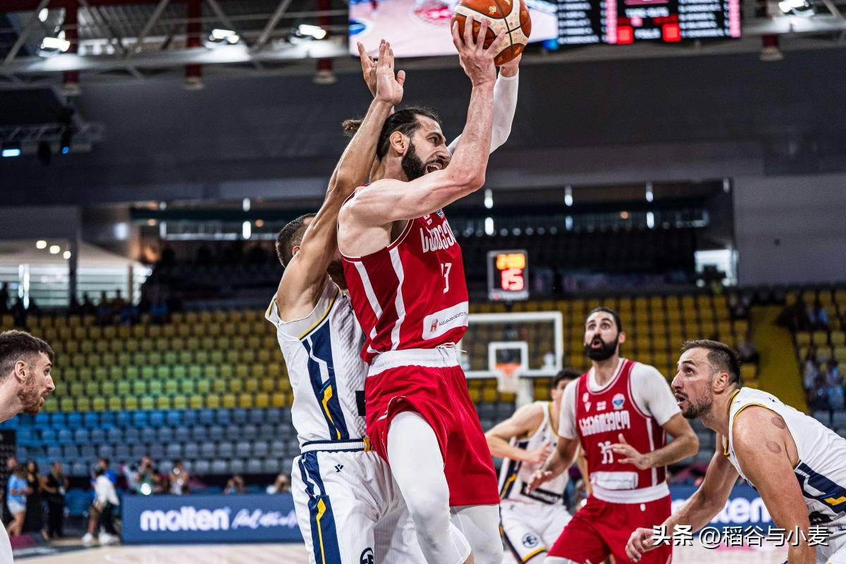 公牛队全面发力，战胜篮网队晋级次轮