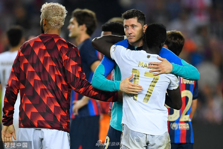 巴萨横扫哥伦比亚，格纳布里带队取胜