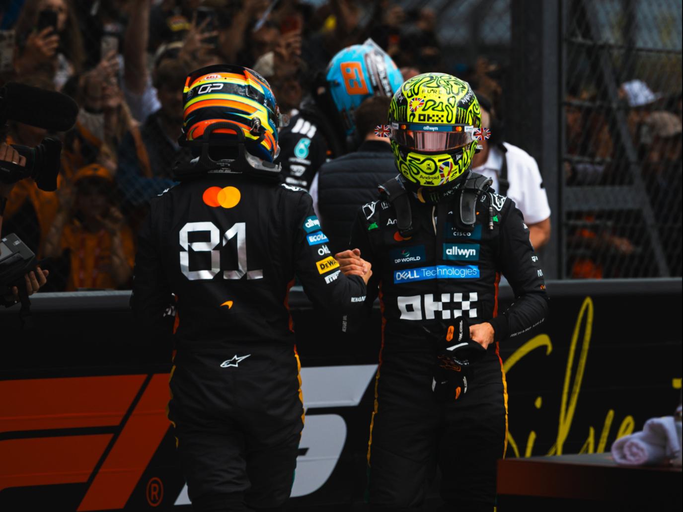 包含索伯车队鏖战哈斯车队，诺里斯刷新纪录的词条